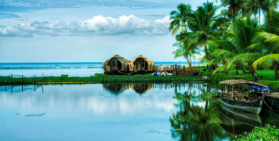 Kumarakom Houseboat